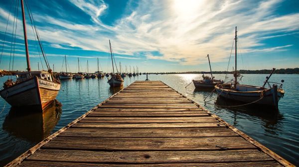 Guide ultime pour dénicher des bateaux fluviaux d'occasion